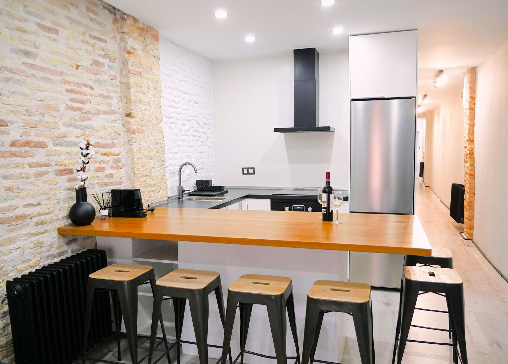 Espacioso Apartamento En El Centro De Pamplona Exterior photo